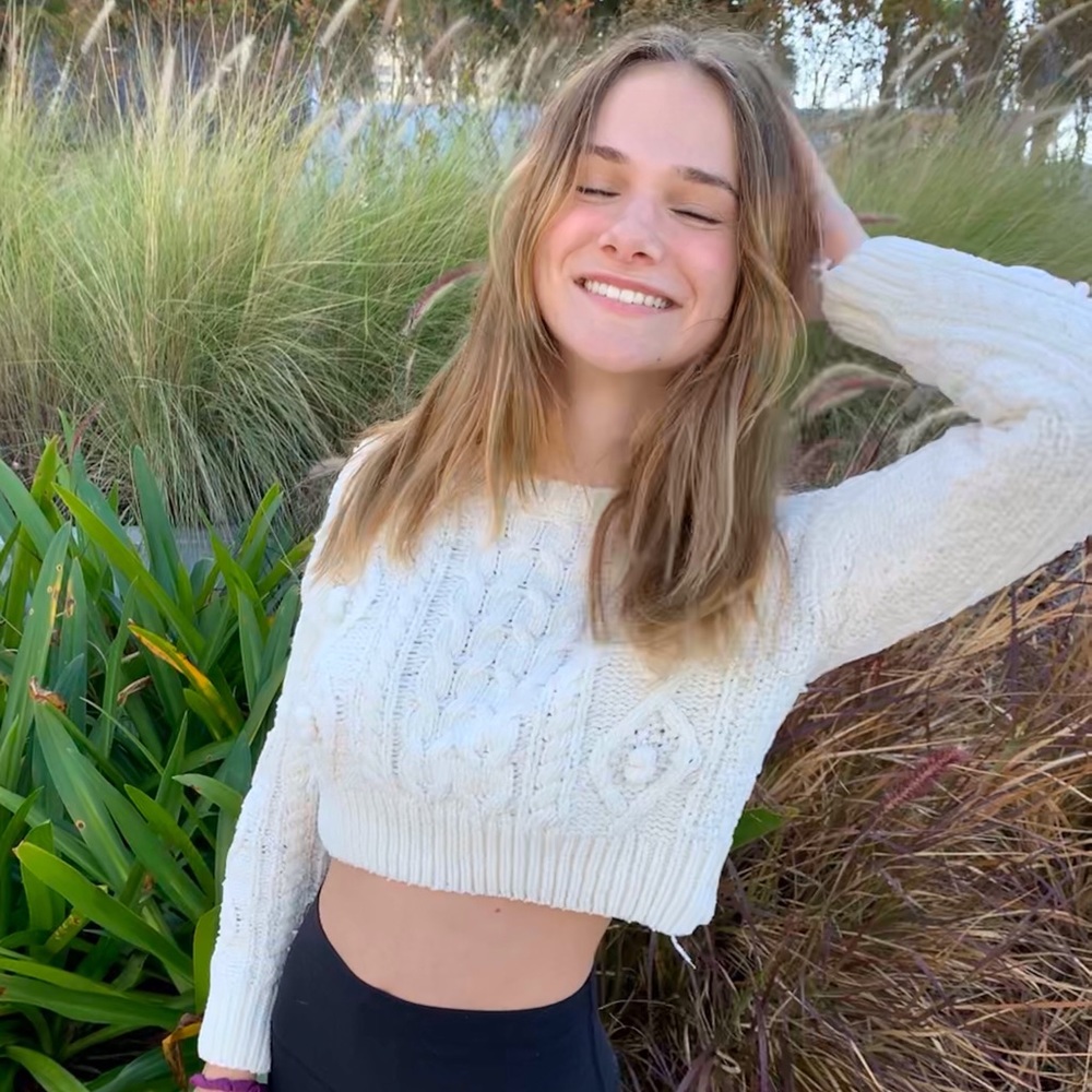 Meet your Posher, Alexis